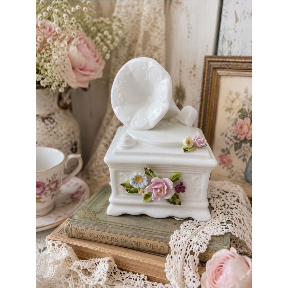 1976 Porcelain Gramophone Music Box Floral Vintage Shabby Chic